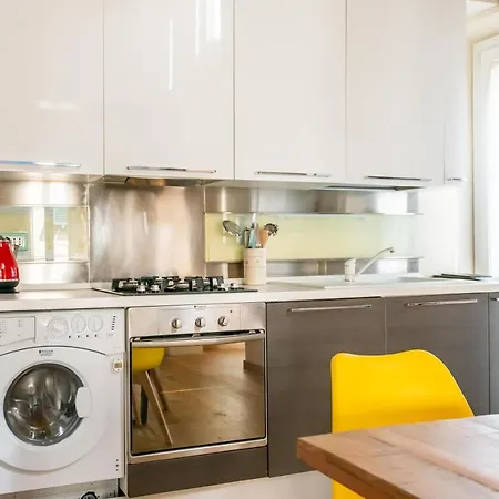 Modern & Bright In Oltrarno, Steps To Boboli & Pitti-3